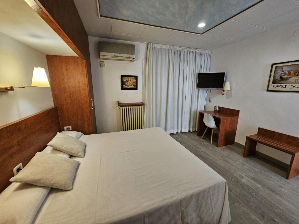 Checkin Trave Ξενοδοχείο Φιγκέρες Εξωτερικό φωτογραφία